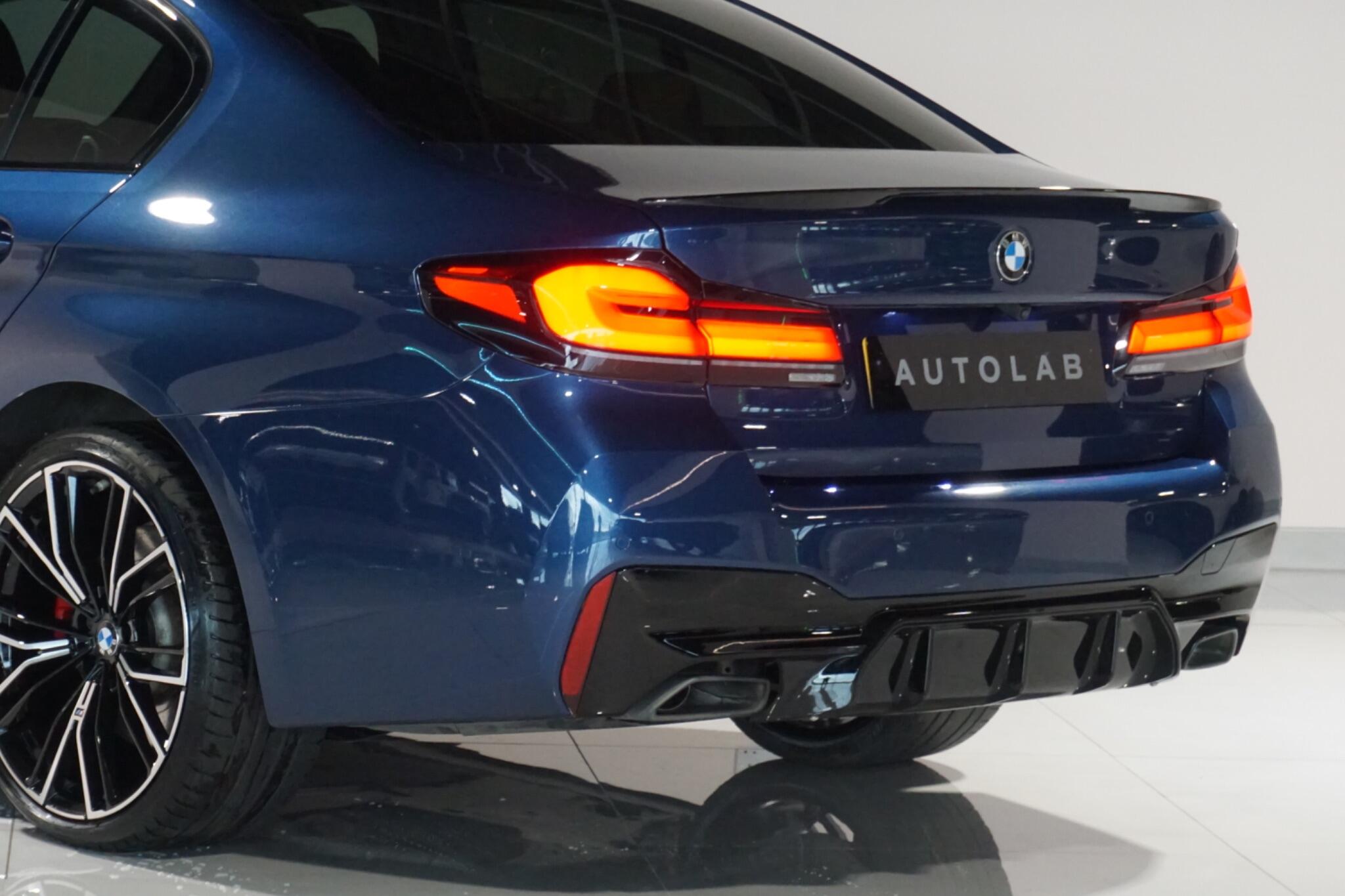 BMW 5 Series 3.0 530d MHT M Sport Saloon 4dr Diesel Hybrid Steptronic xDrive Euro 6 (s/s) (286 ps)